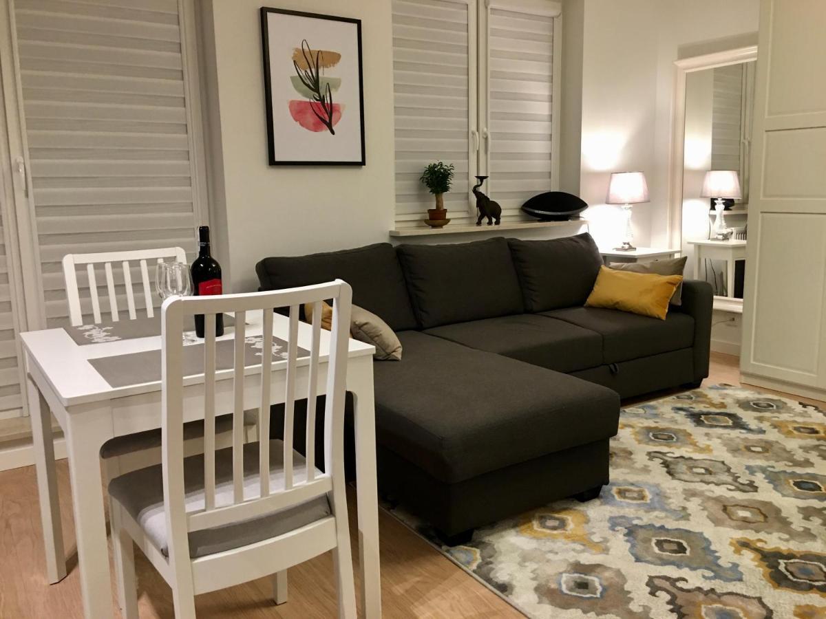 Apartament Flora Deluxe Naswietlanie Uv Μπιάλιστοκ Εξωτερικό φωτογραφία